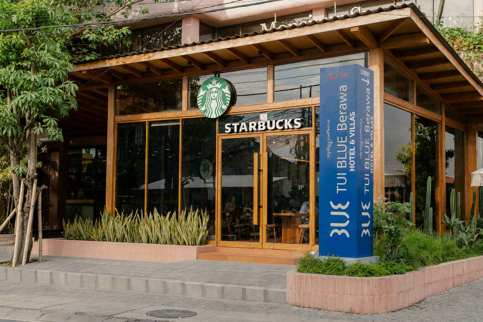 STARBUCKS